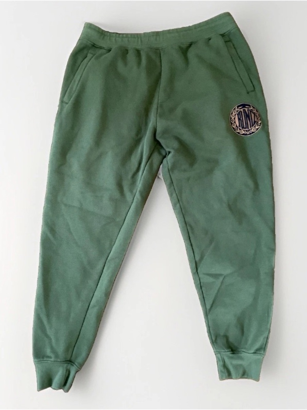 Runtz Worldwide Jogger Sweatpants w Embroidered Patch khaki army green